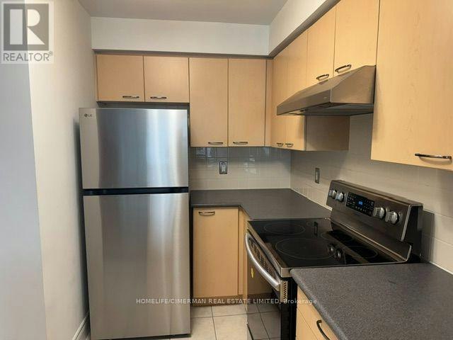 618-62 Suncrest Boulevard, Markham, ON, L3T 7Y6 - 3