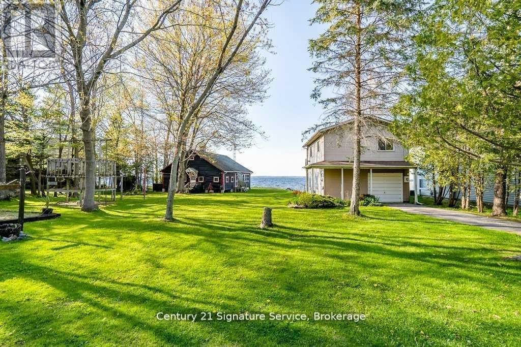 264 Robins Point Road, Tay, ON, L0K 2A0