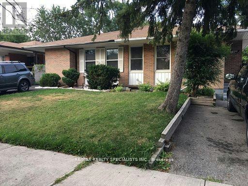 1499 Swanage Crescent, Mississauga, ON, L5J 3N7