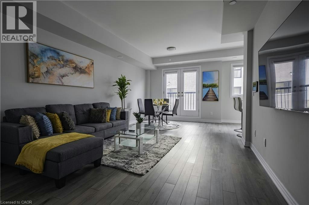 331-349 Wheat Boom Drive Drive, Oakville, ON, L6H 7X5 - 3
