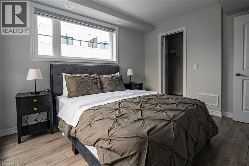 331-349 Wheat Boom Drive Drive, Oakville, ON, L6H 7X5 - 22