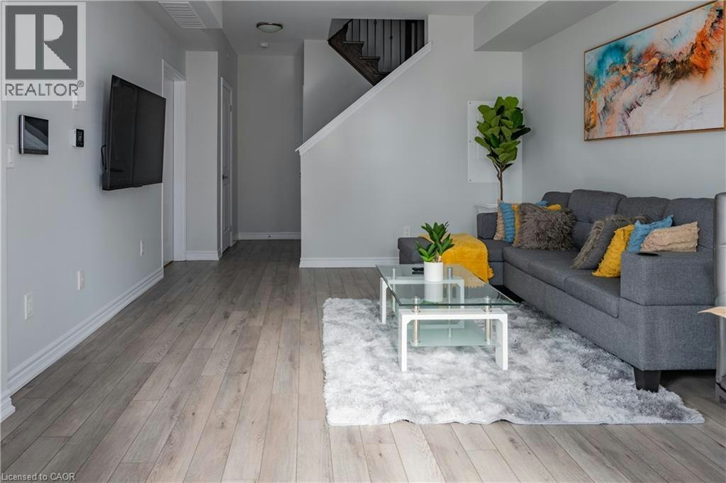331-349 Wheat Boom Drive Drive, Oakville, ON, L6H 7X5 - 5