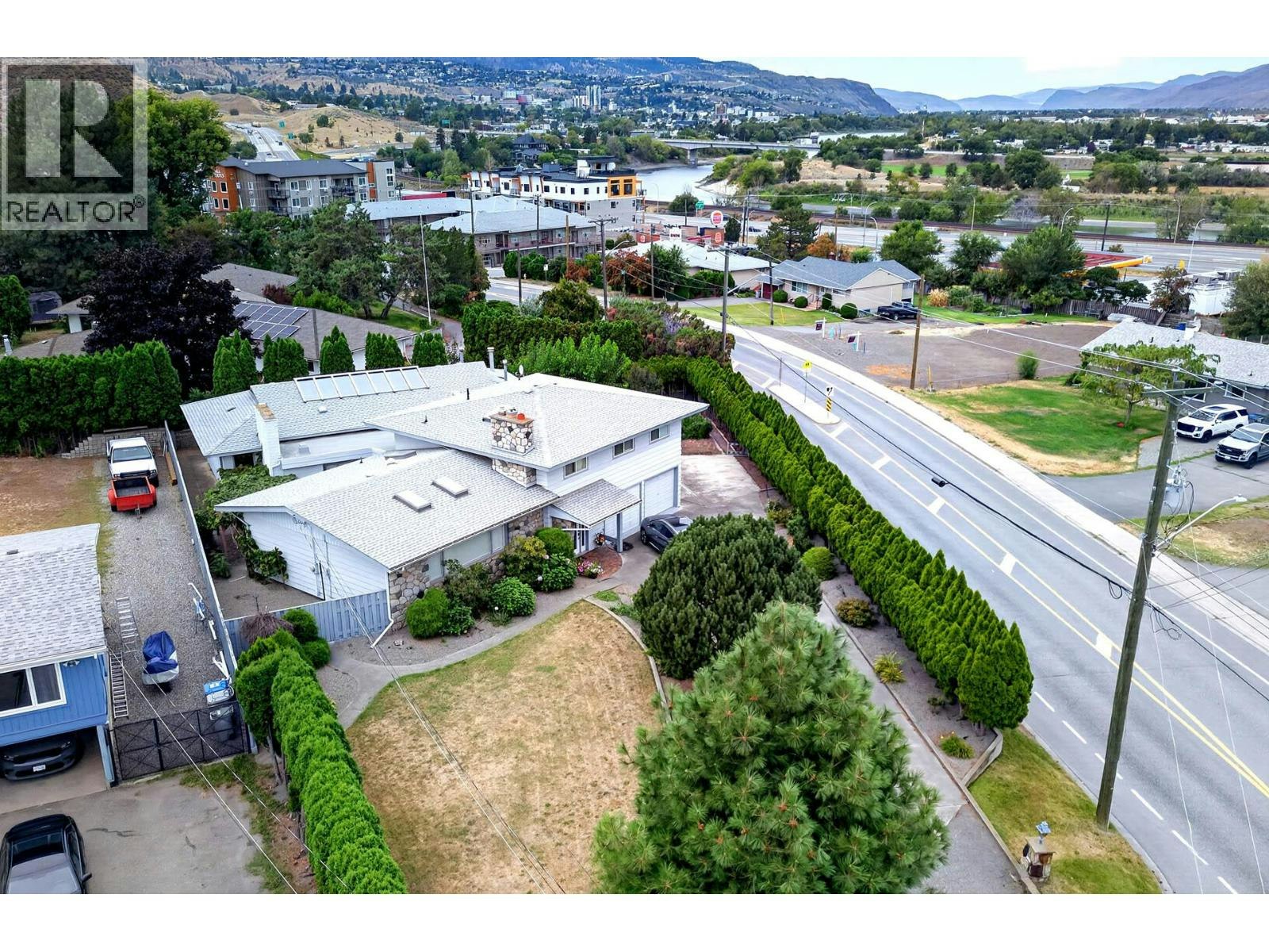 1705 Knollwood Crescent, Kamloops, BC, V2C 4M3