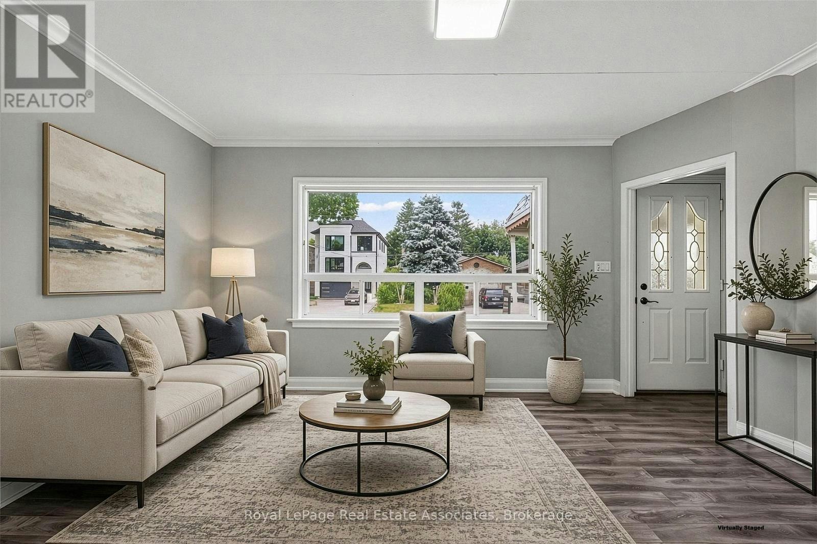 1072 Orchard Road, Mississauga, ON, L5E 2N9