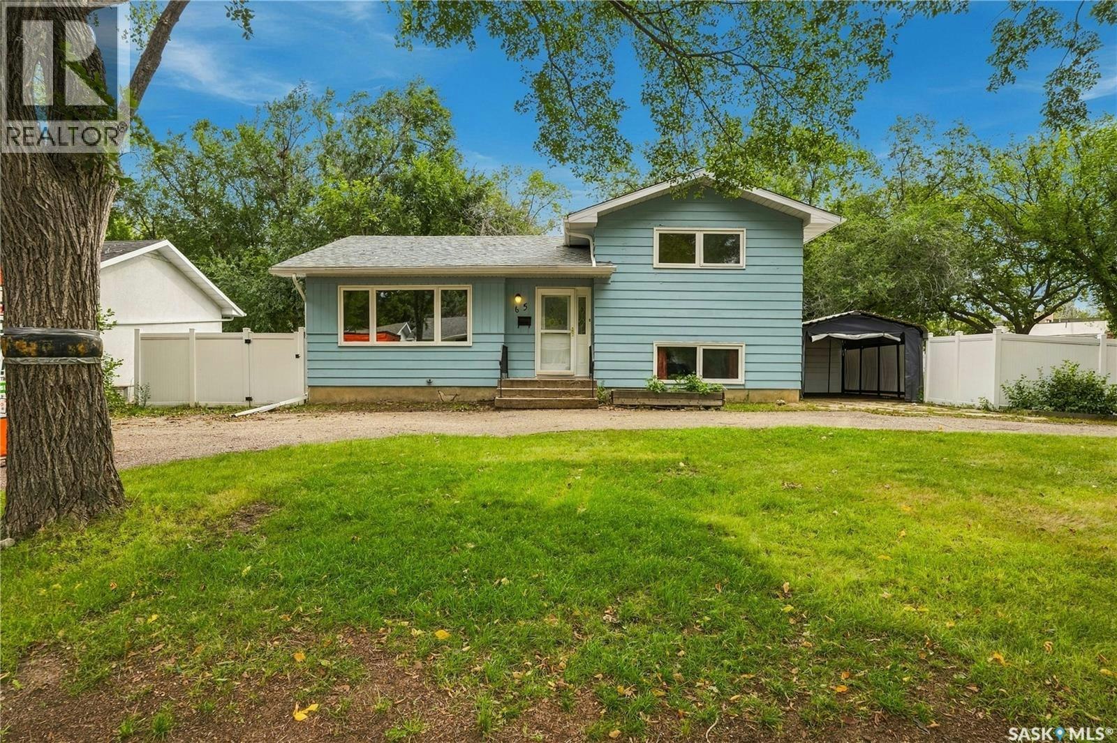 65 Bobolink Bay, Regina, SK, S4S 4K2