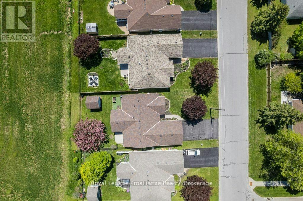 51 Applewood Drive, Brighton, ON, K0K 1H0 - 9