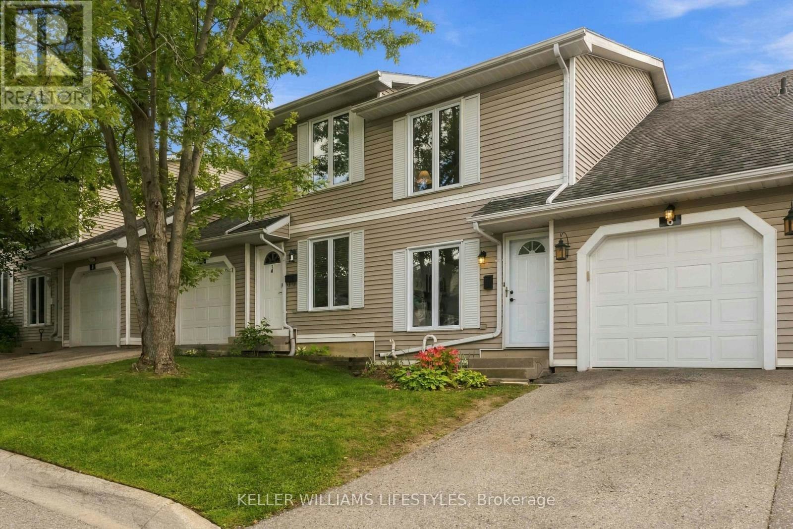 6-120 Centre Street, London, ON, N6J 4X4