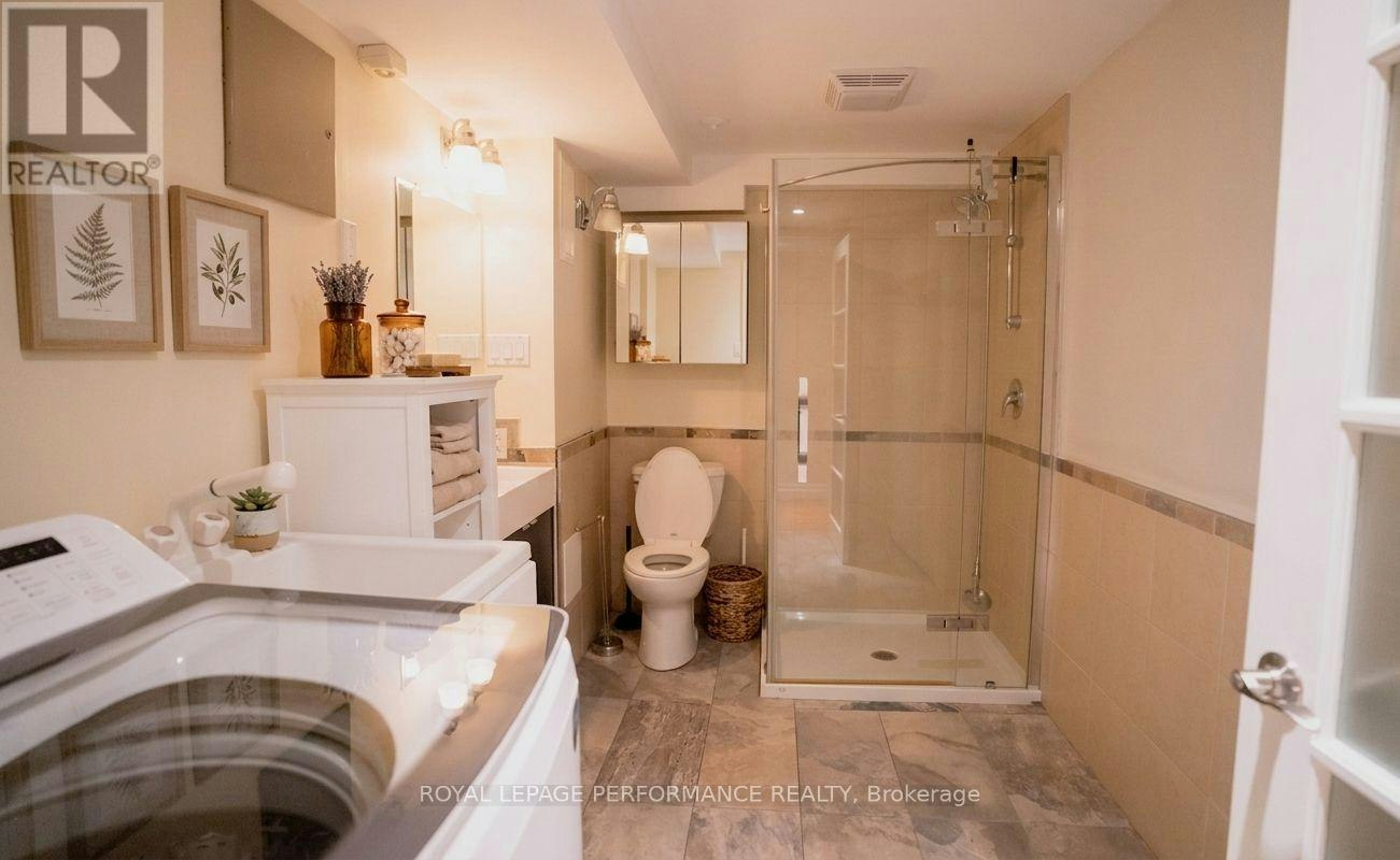 2077 Palmer Avenue, Ottawa, ON, K1H 5Z3 - 19