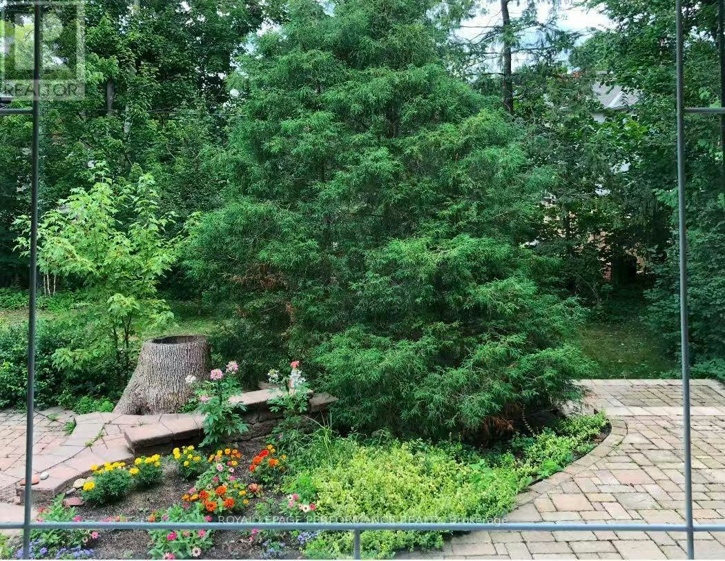 2077 Palmer Avenue, Ottawa, ON, K1H 5Z3 - 20