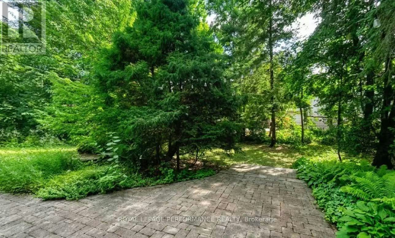 2077 Palmer Avenue, Ottawa, ON, K1H 5Z3 - 21