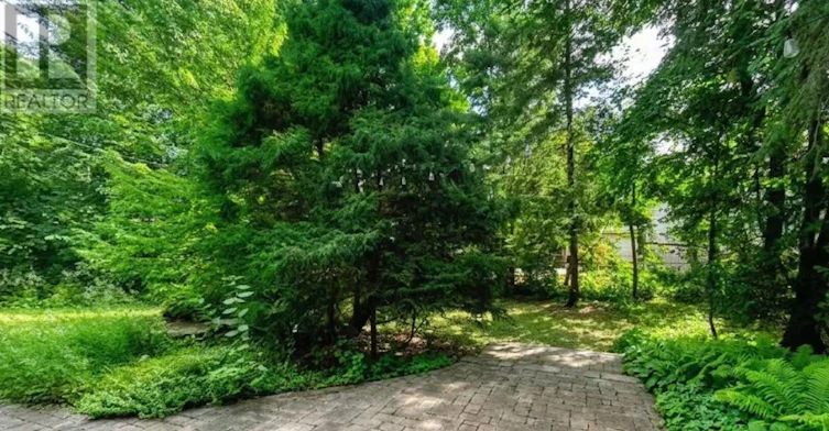 2077 Palmer Avenue, Ottawa, ON, K1H 5Z3 - 21