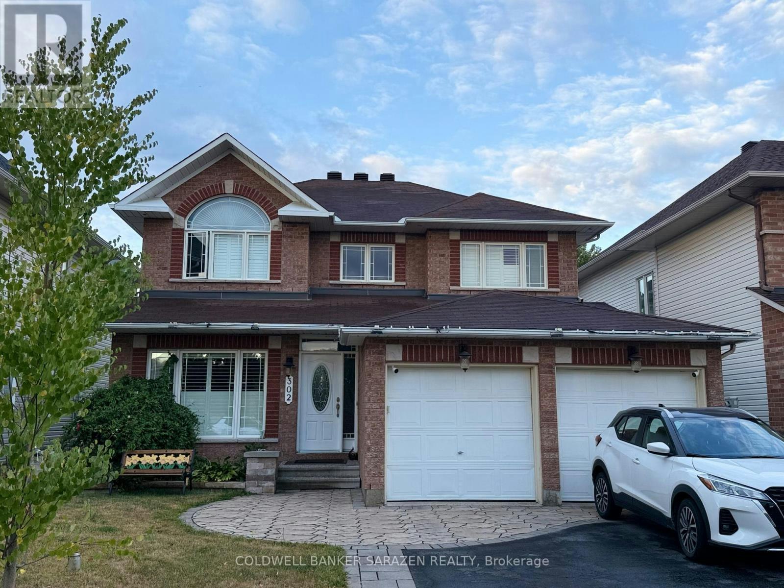 302 Edgemoore Crescent E, Ottawa, ON, K2W 1H9