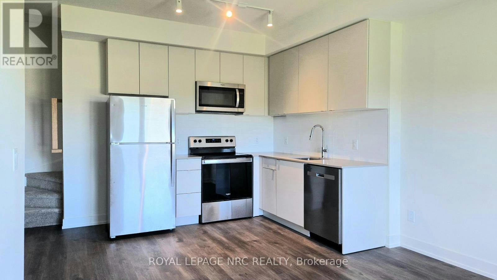 305B-16 Melbourne Avenue, St. Catharines, ON, L2P 3J8 - 5