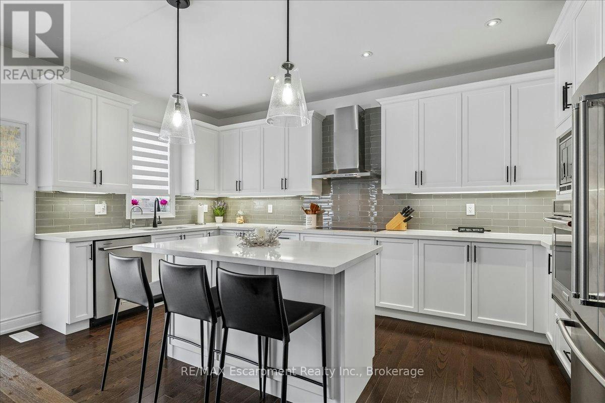 2400 Spring Meadow Way, Oakville, ON, L6M 0R6 - 17