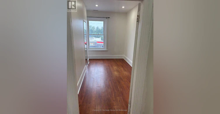 2-694 Dundas Street, Woodstock, ON, N4S 1E6 - 8