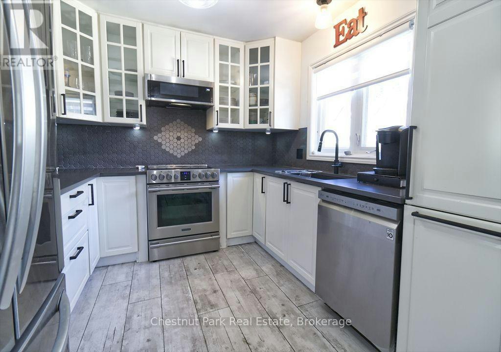 24 Starboard Road, Collingwood, ON, L9Y 5C8 - 17