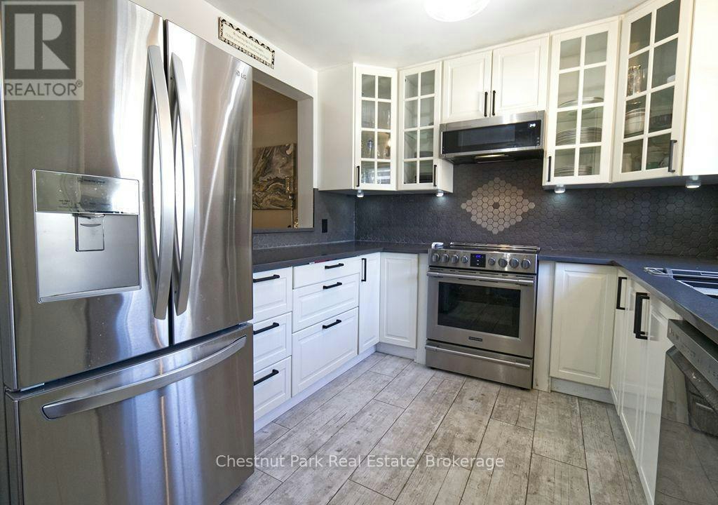 24 Starboard Road, Collingwood, ON, L9Y 5C8 - 19