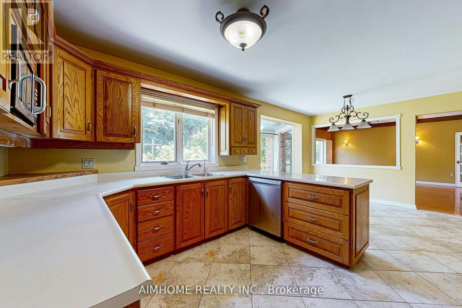 12301 Keele Street E, Vaughan, ON, L6A 2B3 - 11