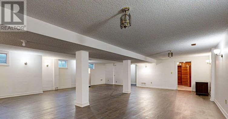 12301 Keele Street E, Vaughan, ON, L6A 2B3 - 5