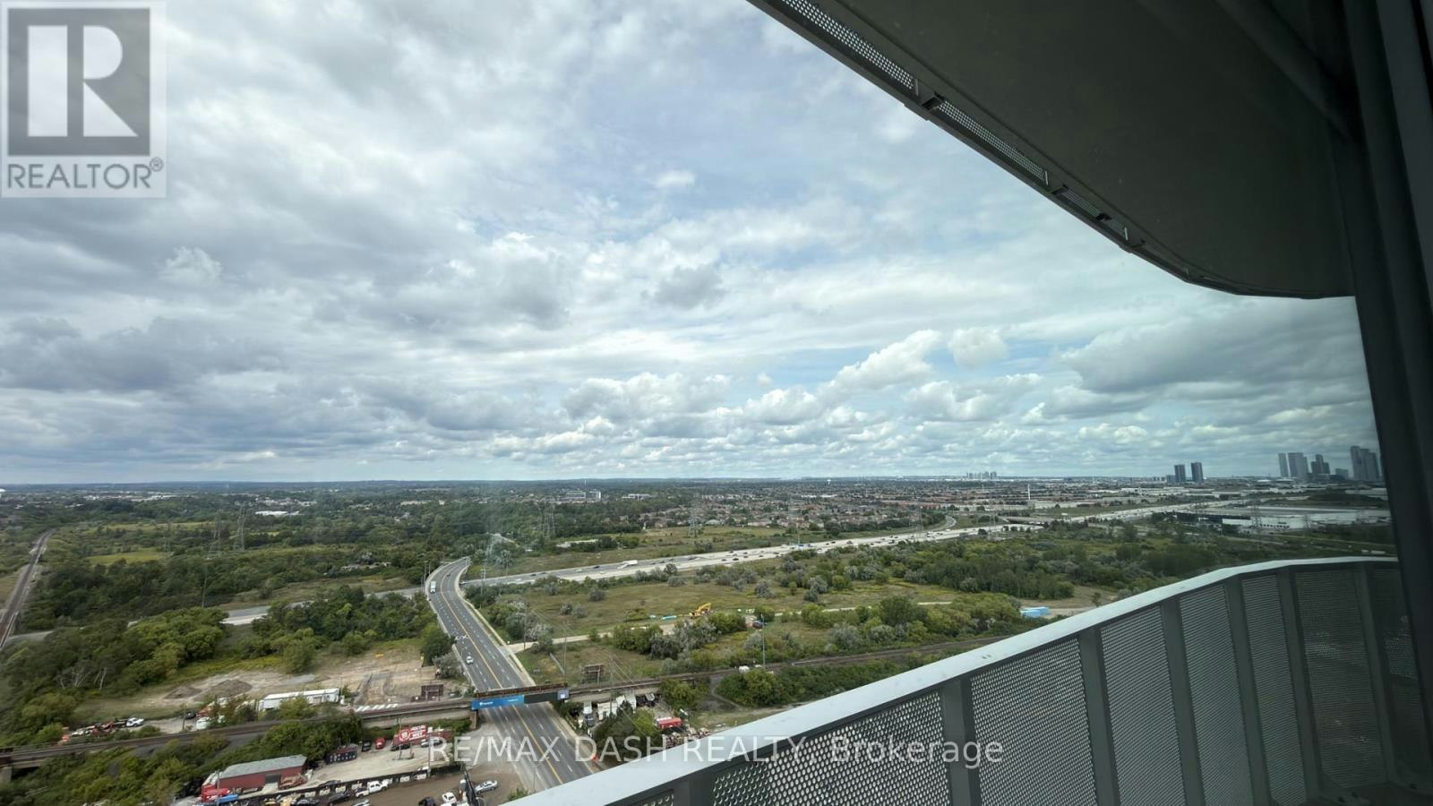2319-6 Flavelle Trail, Vaughan, ON, L4L 0M8 - 17