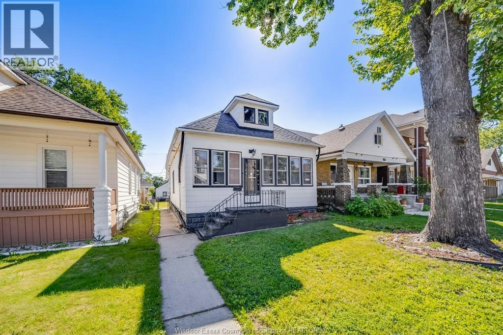 1170 Pierre Avenue, Windsor, ON, N9A 2L4