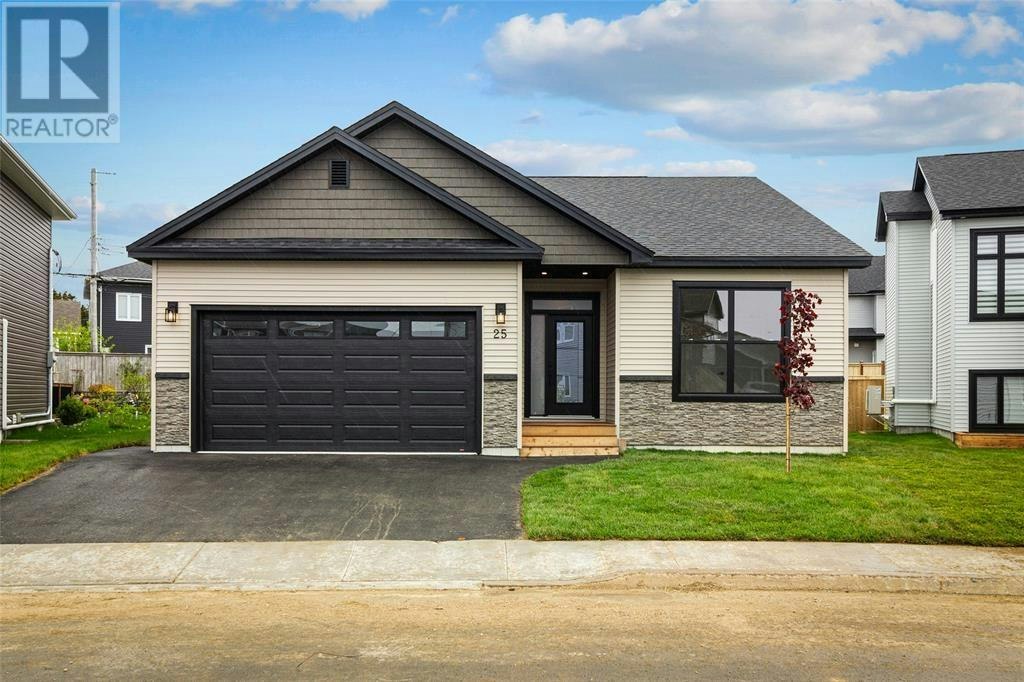 35 Thomston Avenue, Conception Bay South, NL, A1B 3P8