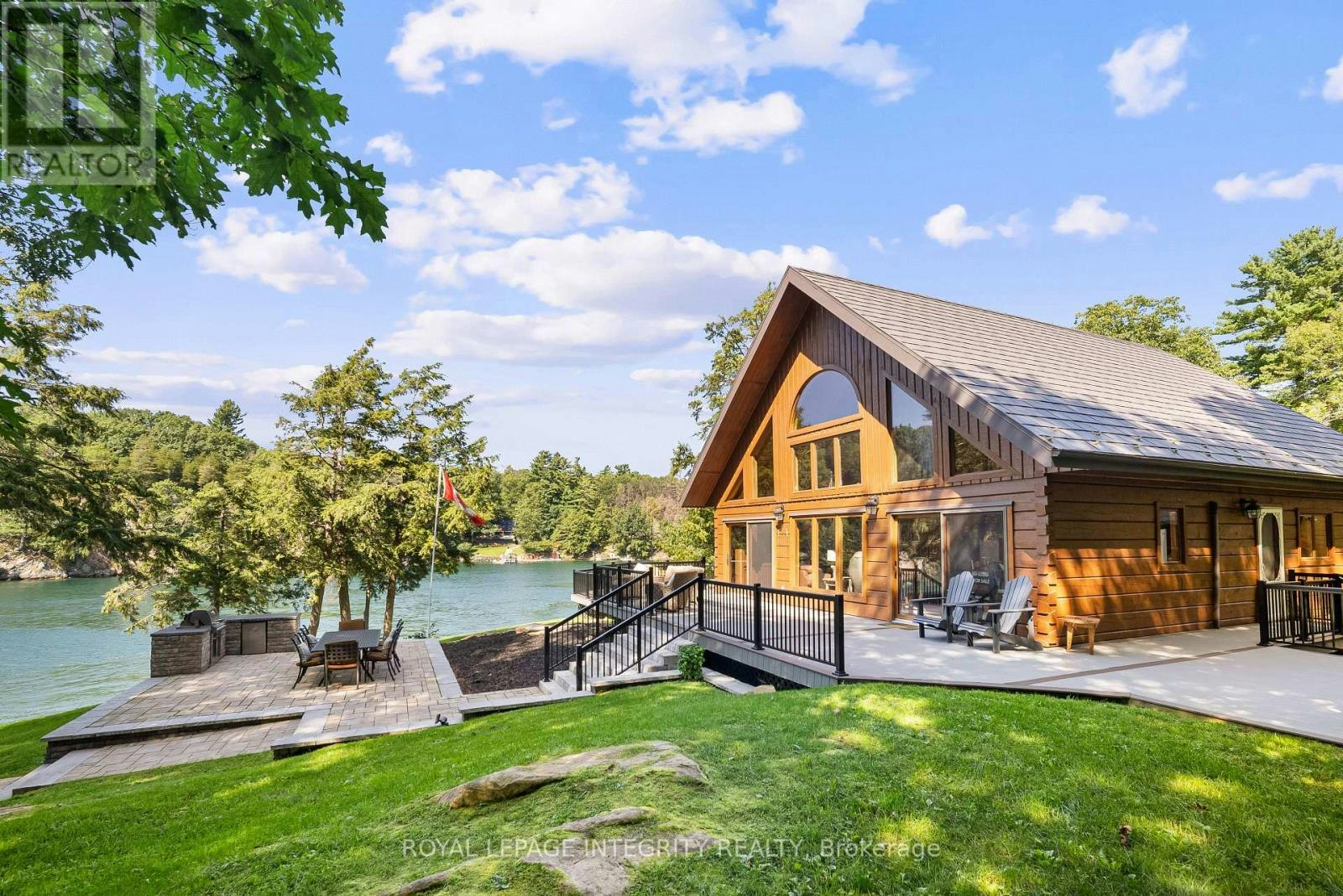 26 Wallace Island, Leeds and the Thousand Islands, ON, K0E 1L0