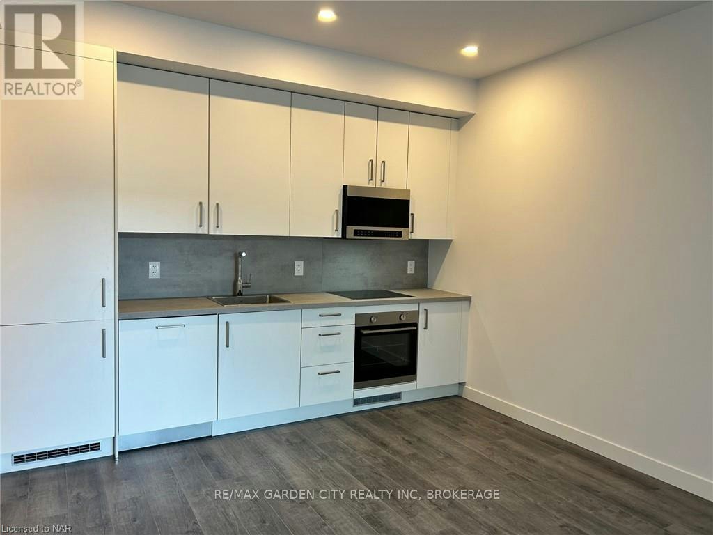 213 7549b Kalar Road, Niagara Falls, ON, L2H 0X2 - 4