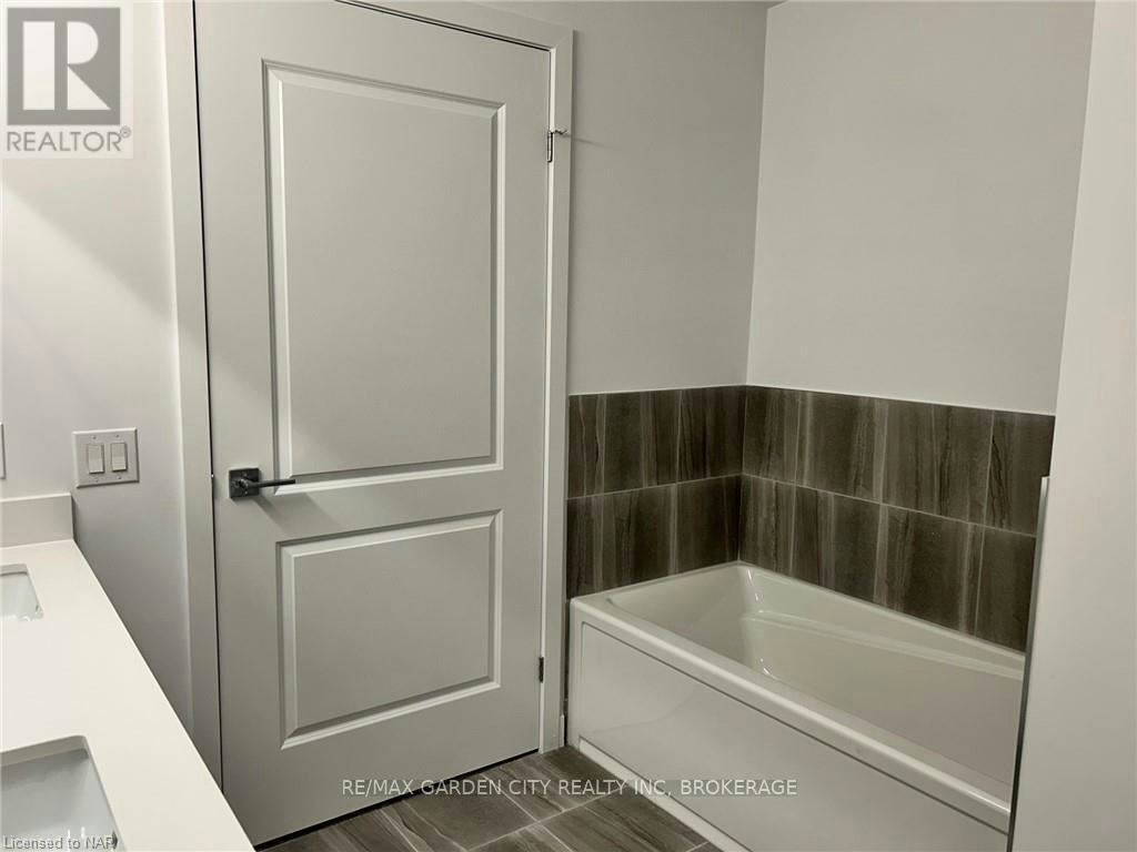213 7549b Kalar Road, Niagara Falls, ON, L2H 0X2 - 19