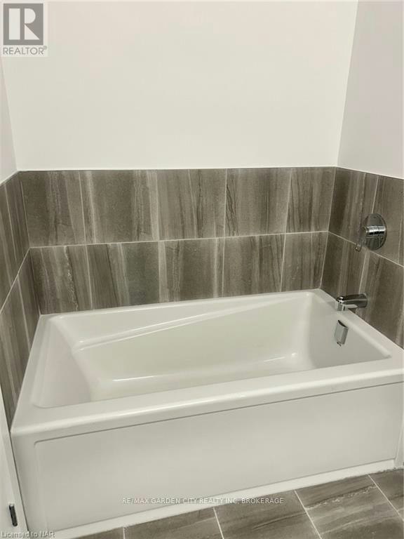 213 7549b Kalar Road, Niagara Falls, ON, L2H 0X2 - 20