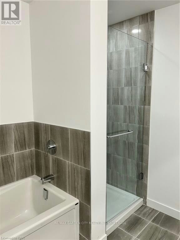 213 7549b Kalar Road, Niagara Falls, ON, L2H 0X2 - 21