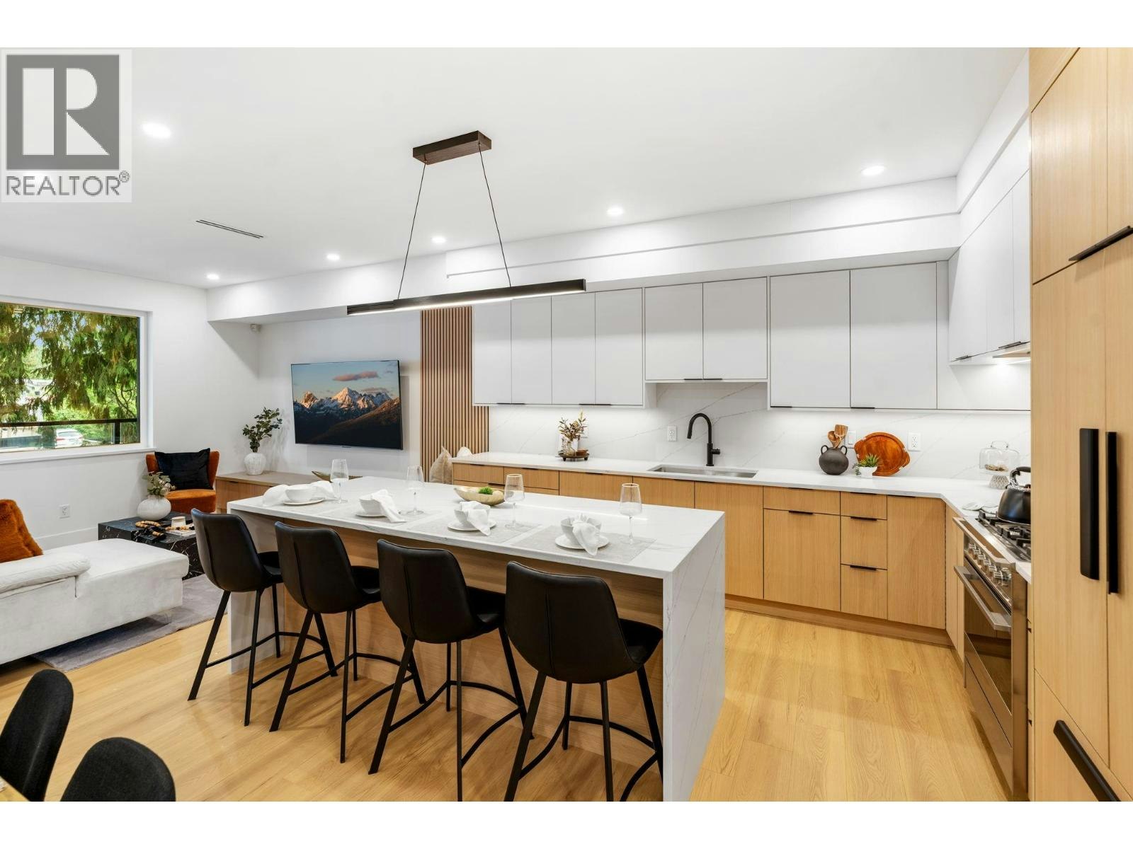 3-7554 Wright Street - 3