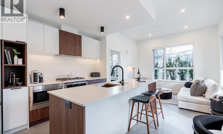 110-623 Kemsley Avenue