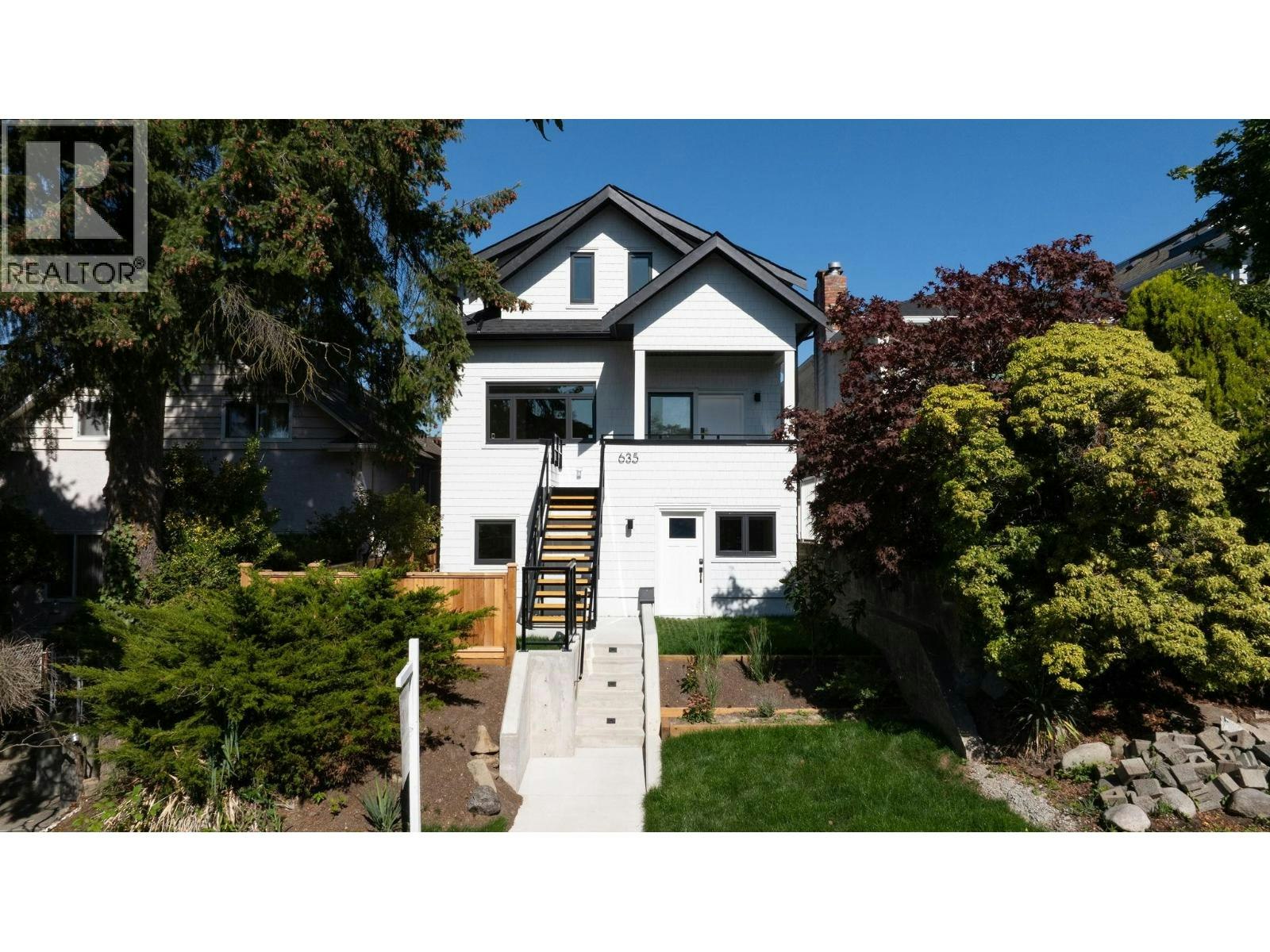 635 E 22nd Avenue, Vancouver, BC, V5V 1V3