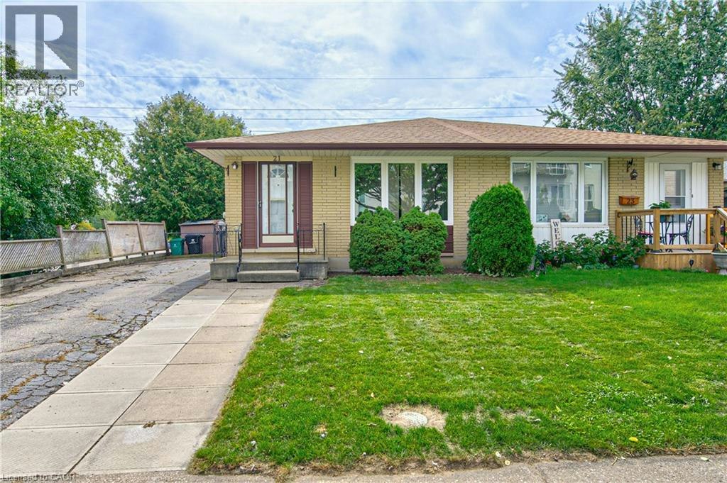 21 Vicmount Drive, Kitchener, ON, N2M 2A2