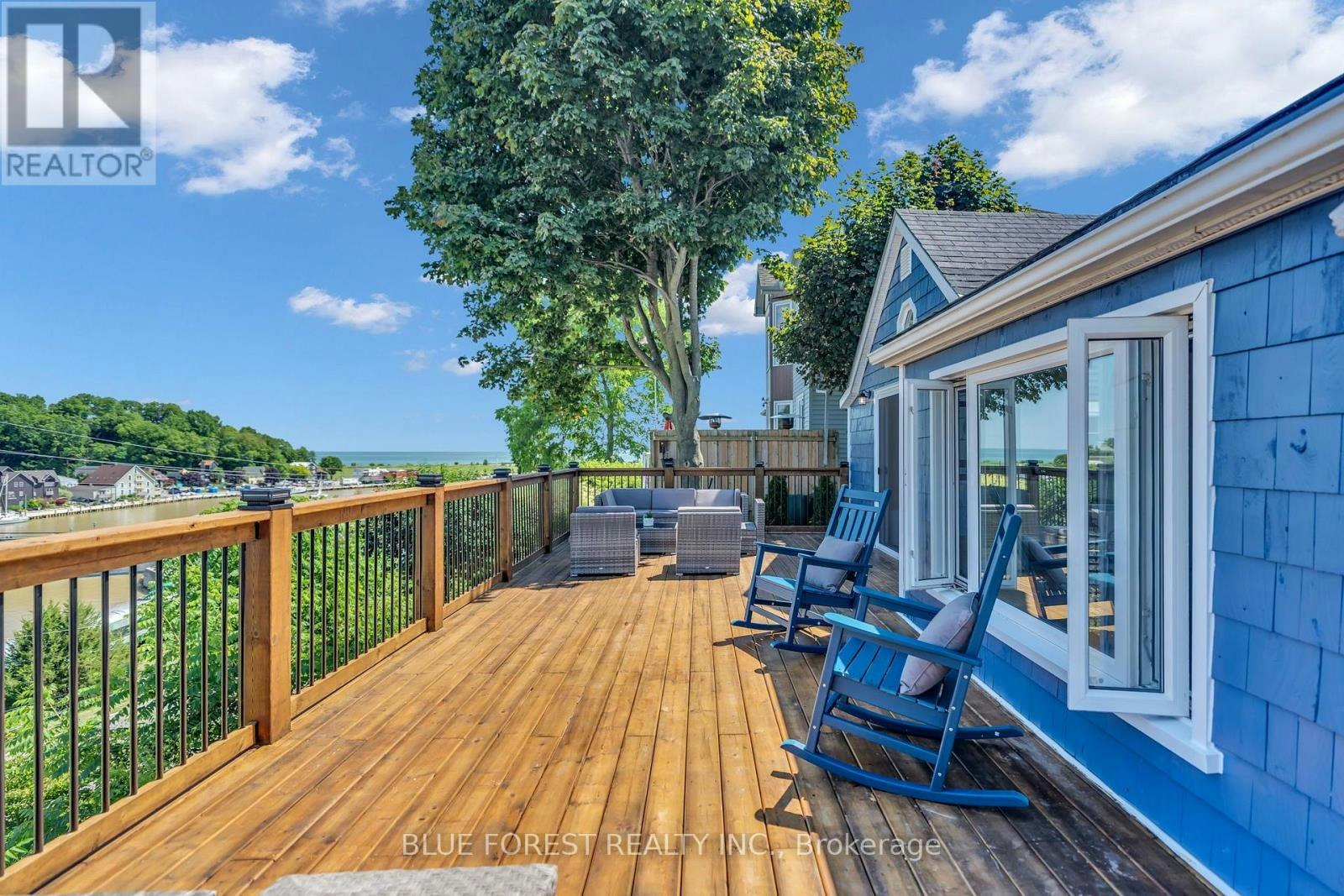 213 William Street, Port Stanley, ON, N5L 1C5
