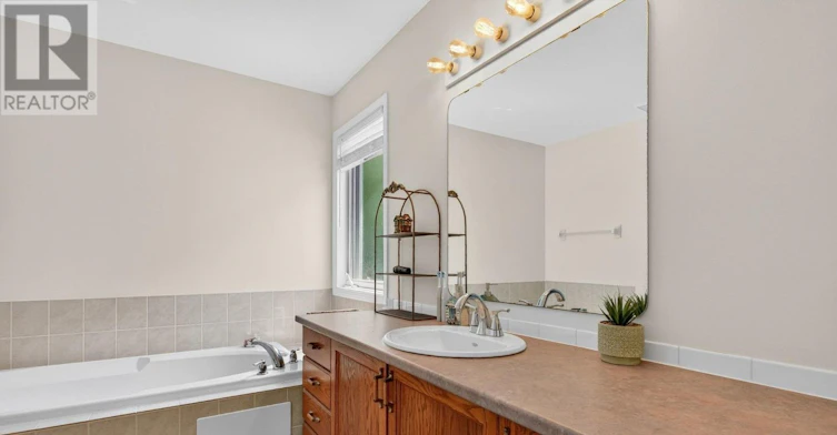 46 Birchfield Avenue, Ottawa, ON, K2M 2N5 - 34