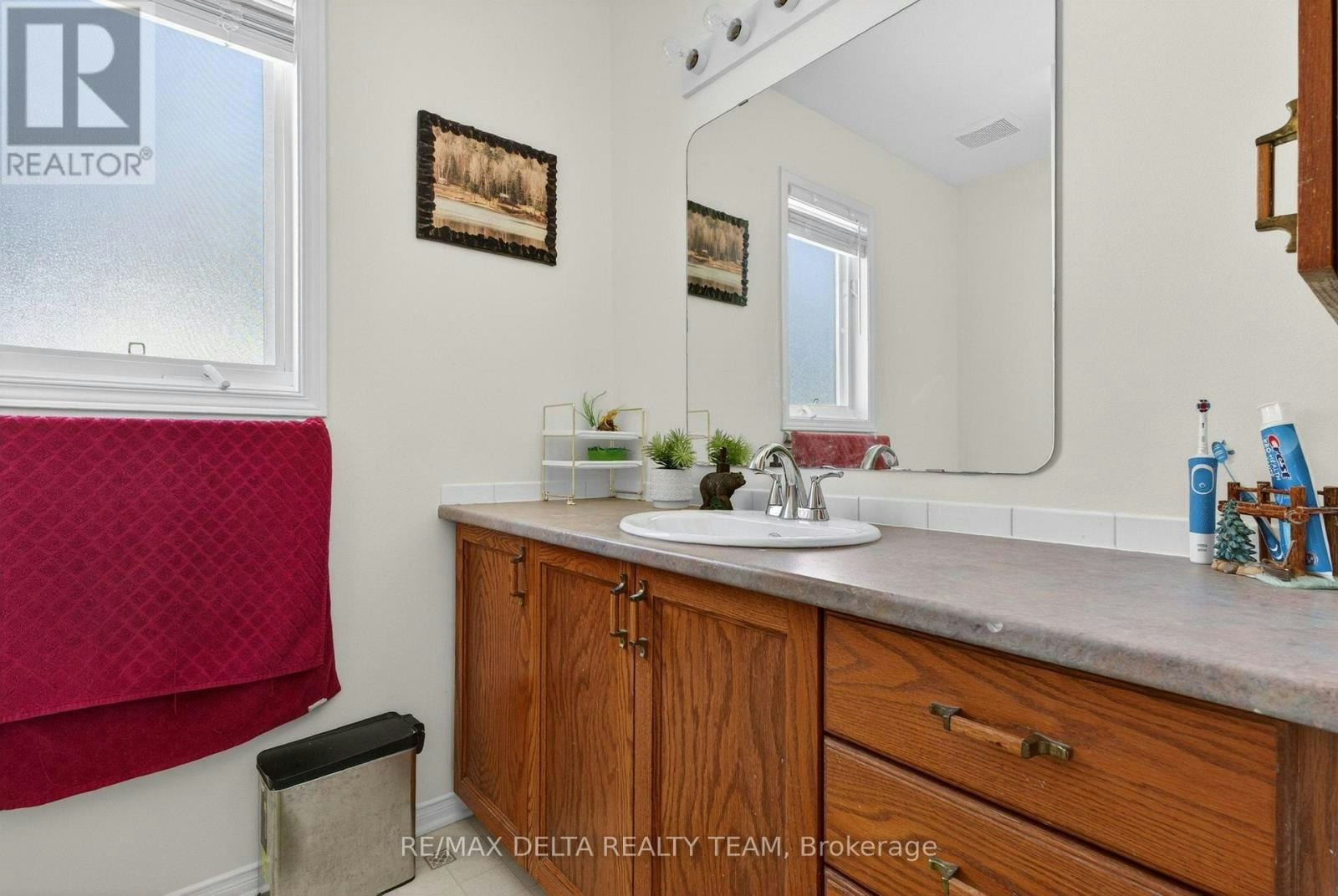 46 Birchfield Avenue, Ottawa, ON, K2M 2N5 - 38