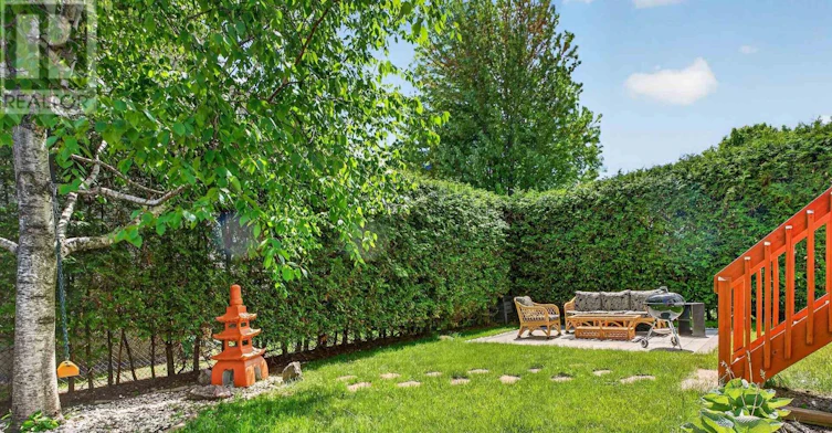 46 Birchfield Avenue, Ottawa, ON, K2M 2N5 - 48