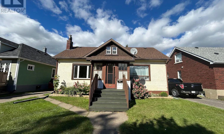 245 Francis Street W