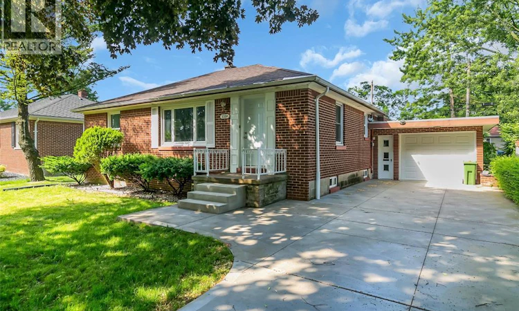 3331 Longfellow