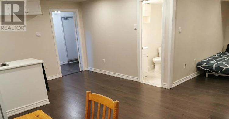 40 Green Bush Road, Toronto, ON, M2M 1P3 - 3