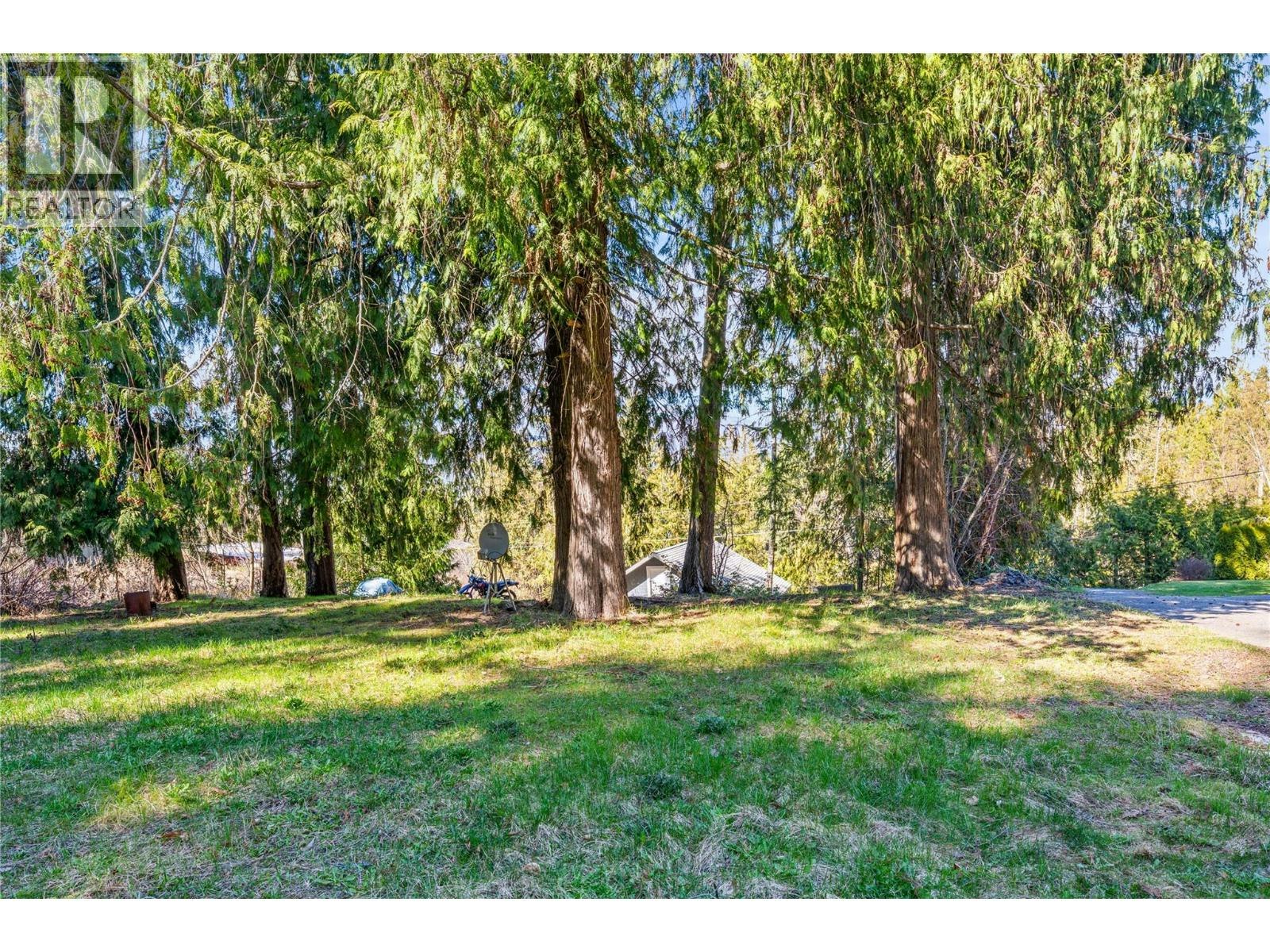 3071 Cedar Drive, Blind Bay, BC, V0E 2W2 - 16