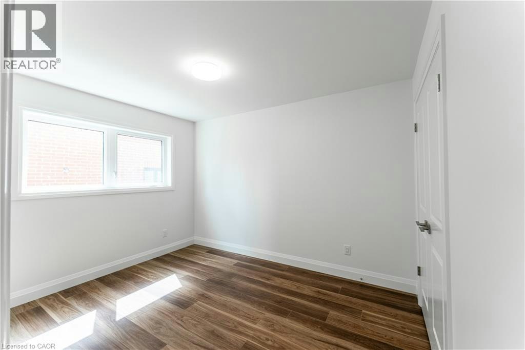 B-95 Kinzie Avenue, Kitchener, ON, N2A 1S5 - 9