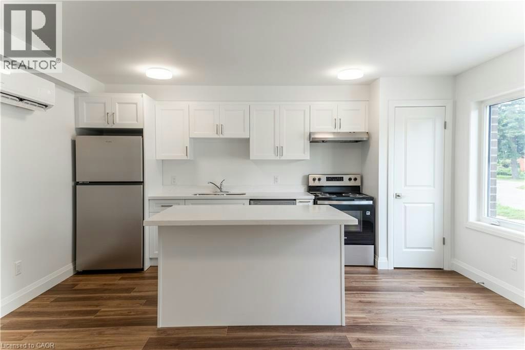 B-95 Kinzie Avenue, Kitchener, ON, N2A 1S5 - 4