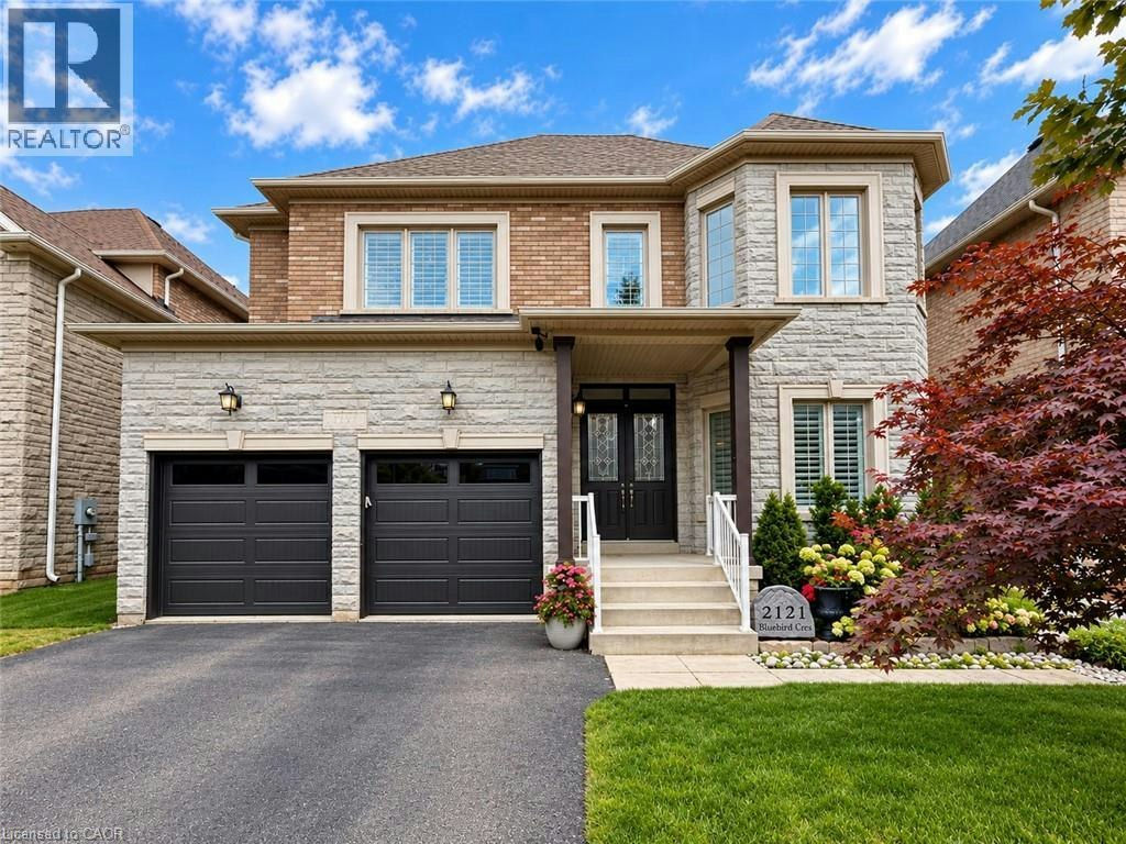 2121 Blackforest Crescent, Oakville, ON, L6M 4T6