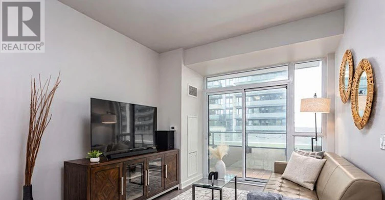 1012-75 Oneida Crescent, Richmond Hill, ON, L4B 0H3 - 4