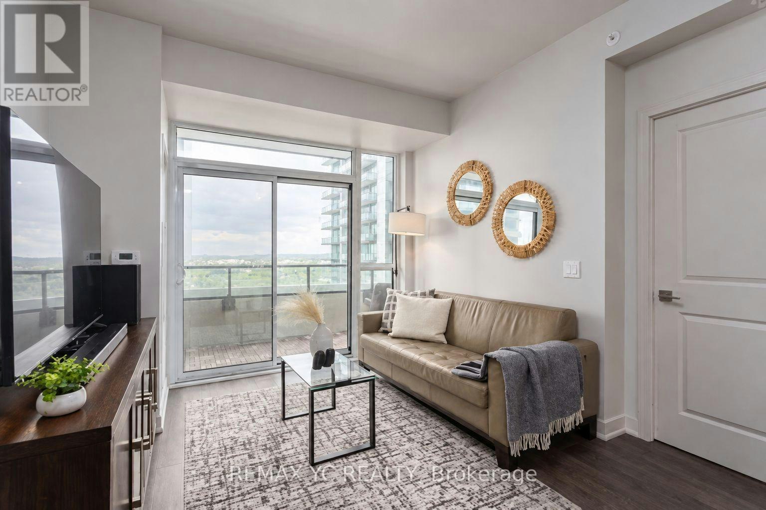 1012-75 Oneida Crescent, Richmond Hill, ON, L4B 0H3 - 3