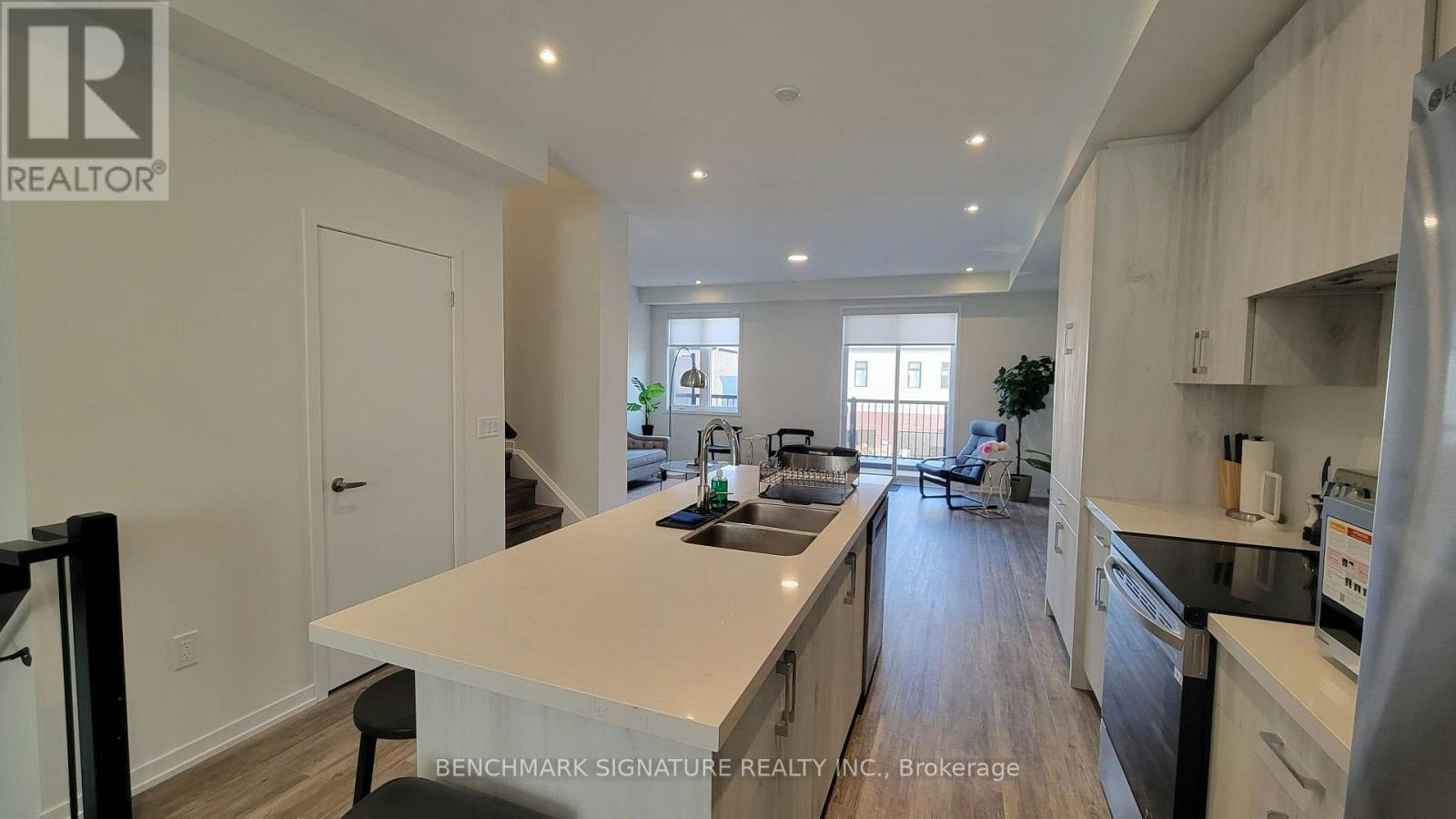 14 Big Willow Crescent, Richmond Hill, ON, L4E 1P5 - 5