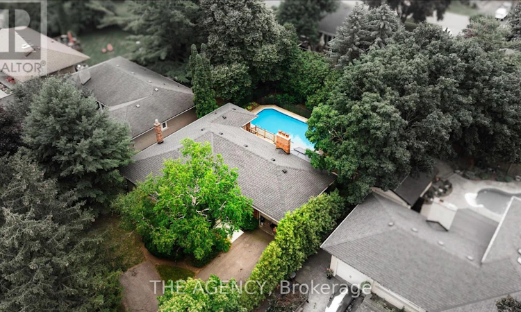 261 Wales Crescent
